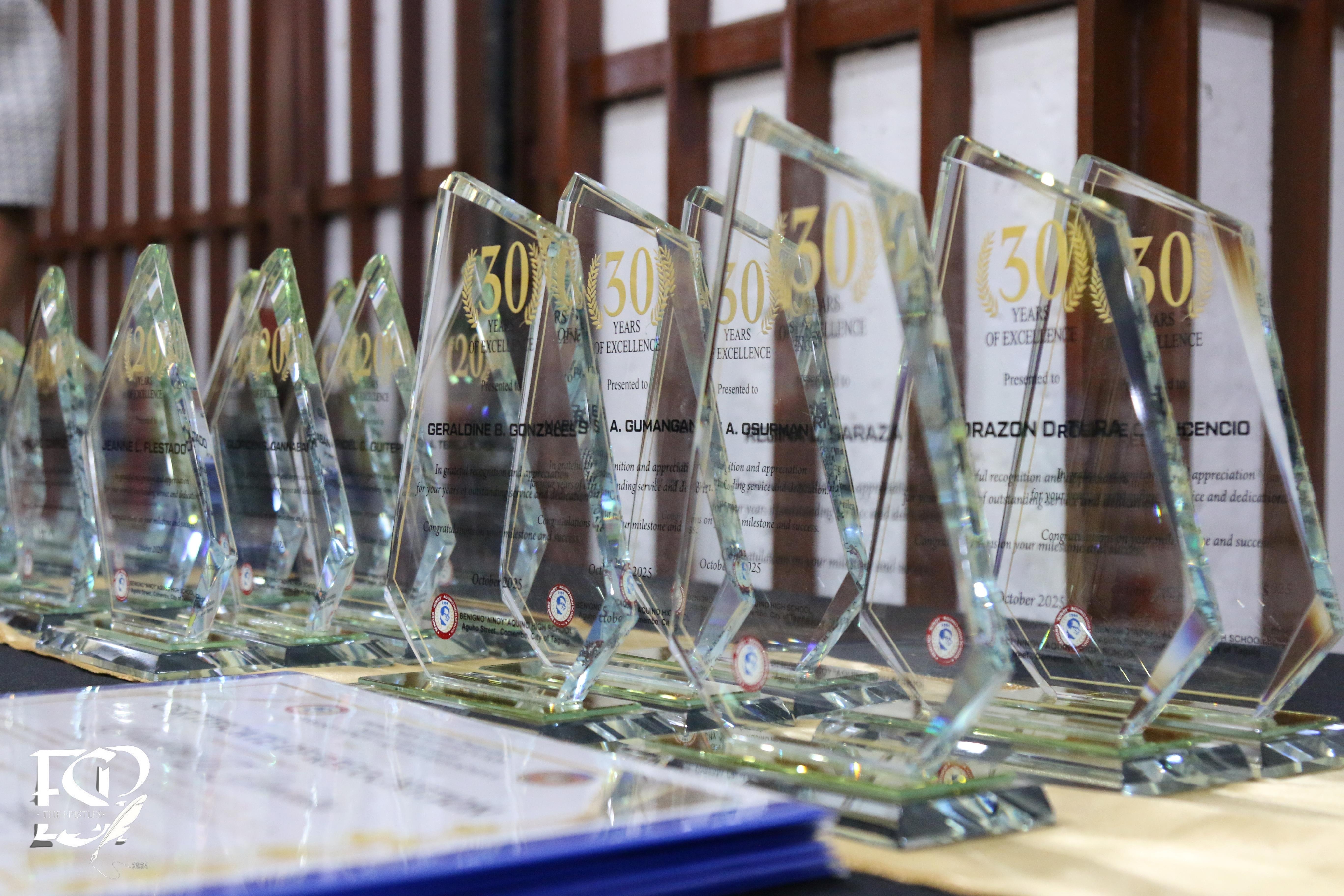 𝐁𝐍𝐀𝐇𝐒’𝐬 𝐅𝐚𝐜𝐮𝐥𝐭𝐲 𝐅𝐞𝐬𝐭𝐢𝐯𝐞𝐥𝐲 𝐂𝐞𝐥𝐞𝐛𝐫𝐚𝐭𝐞𝐬 𝐀𝐧𝐧𝐮𝐚𝐥 𝐓𝐞𝐚𝐜𝐡𝐞𝐫’𝐬 𝐍𝐢𝐠𝐡𝐭